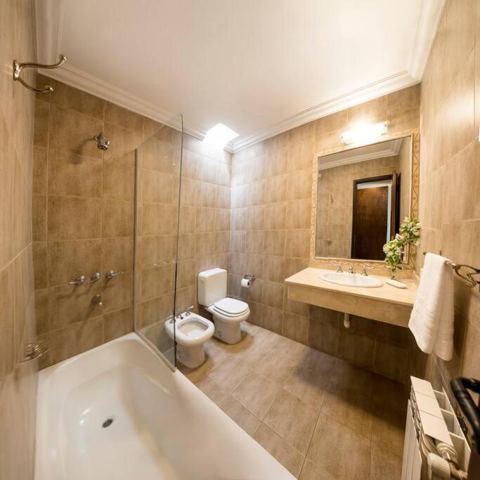 Amplio Departamento Con Excelente Ubicacion Apartment Salta Bagian luar foto